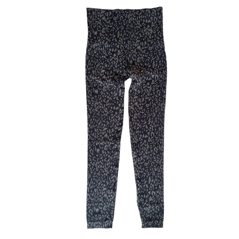 Spanx Look at Me Now double layer waistband leopard print jegging in black